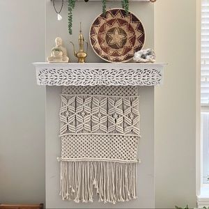 Macramé wall hanging
